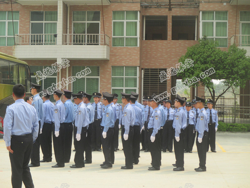 東莞大朗保安公司新聞：臘腸被禁止在小作坊生產引發爭議